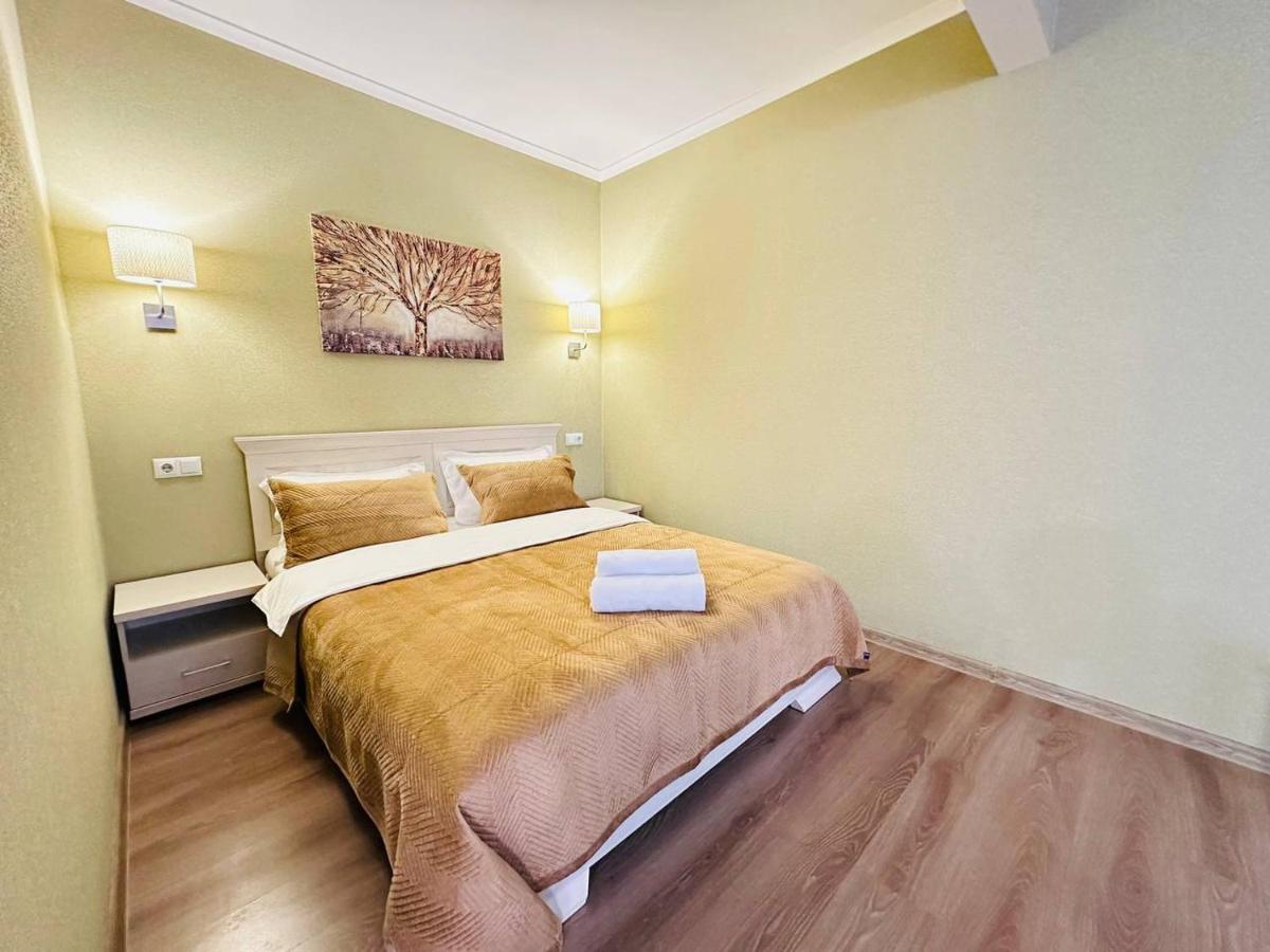 Central Park In The City Center Apartment Almaty Exterior photo
